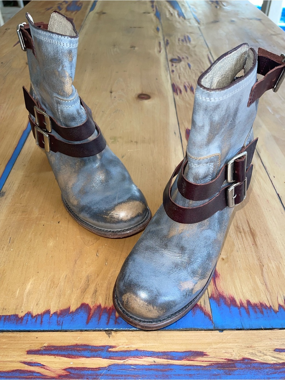 Freebird Baxter Women’s Distressed Leather Boots with Buckle Straps - Gray/Brown